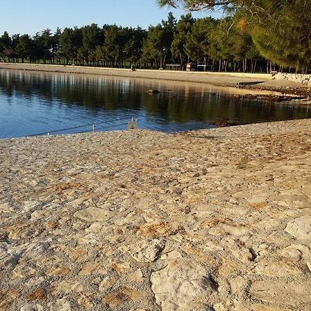 Hotel Lux Novigrad  Zewnętrze zdjęcie