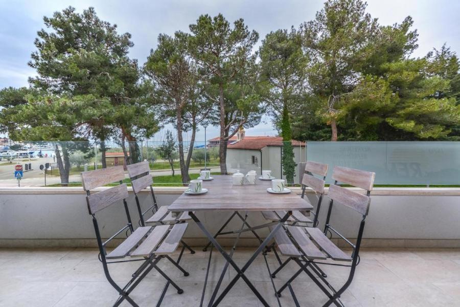 Hotel Lux Novigrad  Zewnętrze zdjęcie